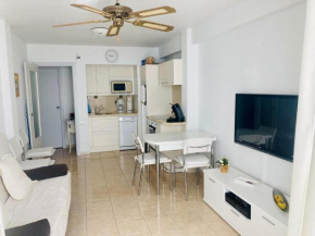 PISO 4 personas Calpe centro edificio PLAYASOL